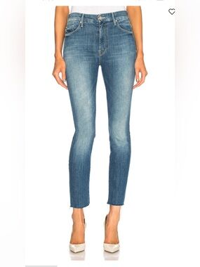 MOTHER High Waisted Looker Ankle Fray Jeans Light Wash size 27